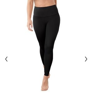 Maidenform Black Leggings